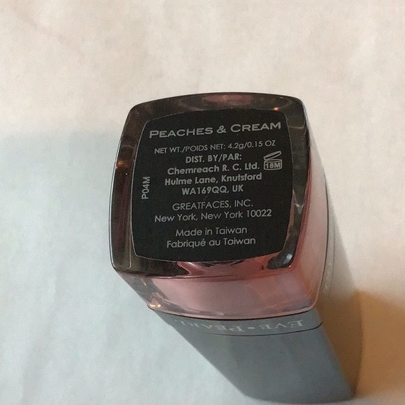 Eve Pearl Dual Performance Lipstick-Peaches & Cream - Picture 2 of 2